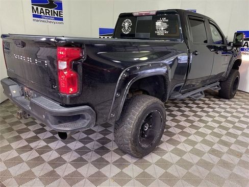 Used 2020 Chevrolet Silverado 2500 LT w/ All Star Edition image 16