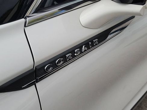 Used 2022 Lincoln Corsair FWD image 4