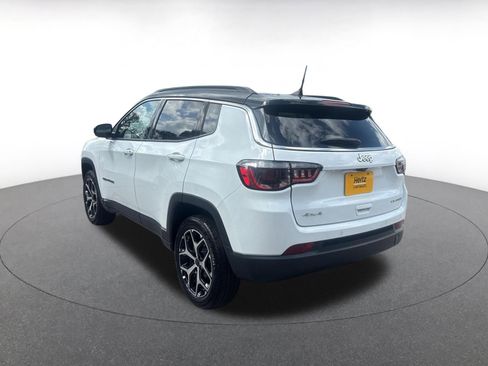 Used 2025 Jeep Compass Limited AWD/4WD image 13