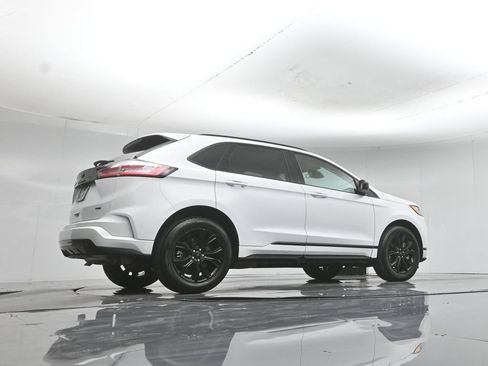 Used 2022 Ford Edge SE w/ Black Appearance Package AWD/4WD image 49