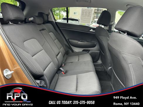 Used 2020 Kia Sportage LX AWD/4WD image 27