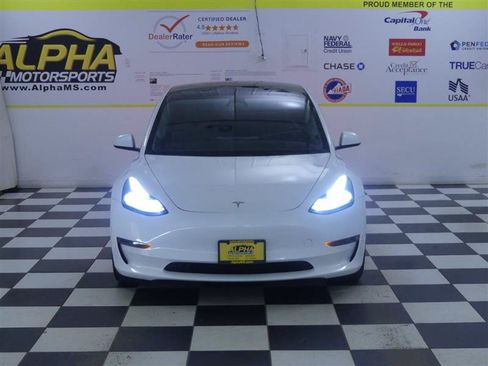 Used 2023 Tesla Model 3 Standard Range RWD image 2