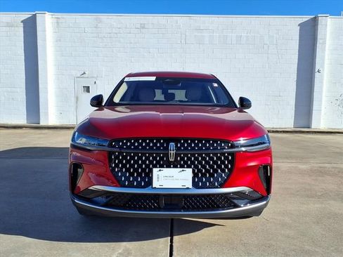 Certified 2024 Lincoln Nautilus Premier image 19