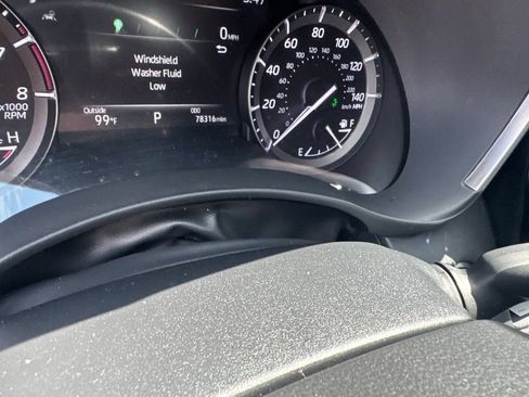 Used 2021 Toyota Highlander XSE FWD image 21