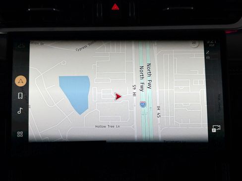 Used 2024 Jaguar F-PACE R-Dynamic S image 28