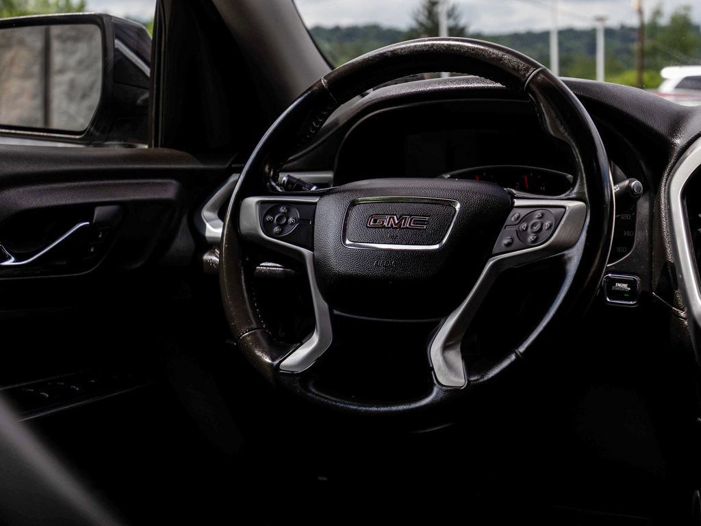 Used 2020 GMC Acadia SLT AWD/4WD image 24