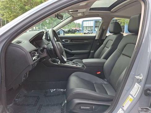 Used 2024 Honda Civic Touring image 15