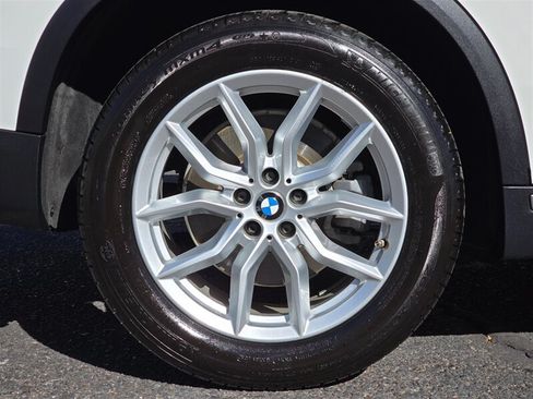 Used 2019 BMW X5 xDrive40i AWD/4WD image 40
