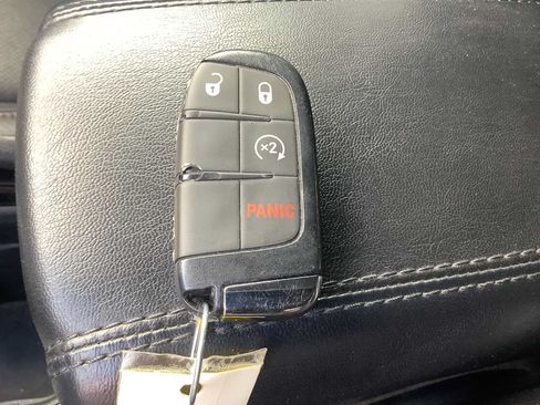 Used 2023 Jeep Compass Limited AWD/4WD image 20