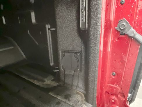 Certified 2024 GMC Sierra 2500 AT4X image 6