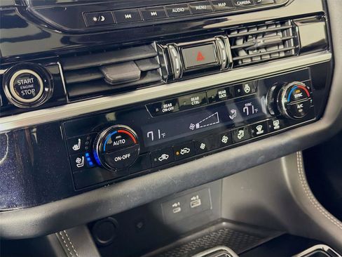 Used 2022 Nissan Pathfinder Platinum w/ Cargo Package image 18