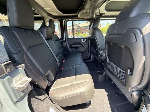New 2026 Jeep Wrangler Unlimited Rubicon AWD/4WD image 37