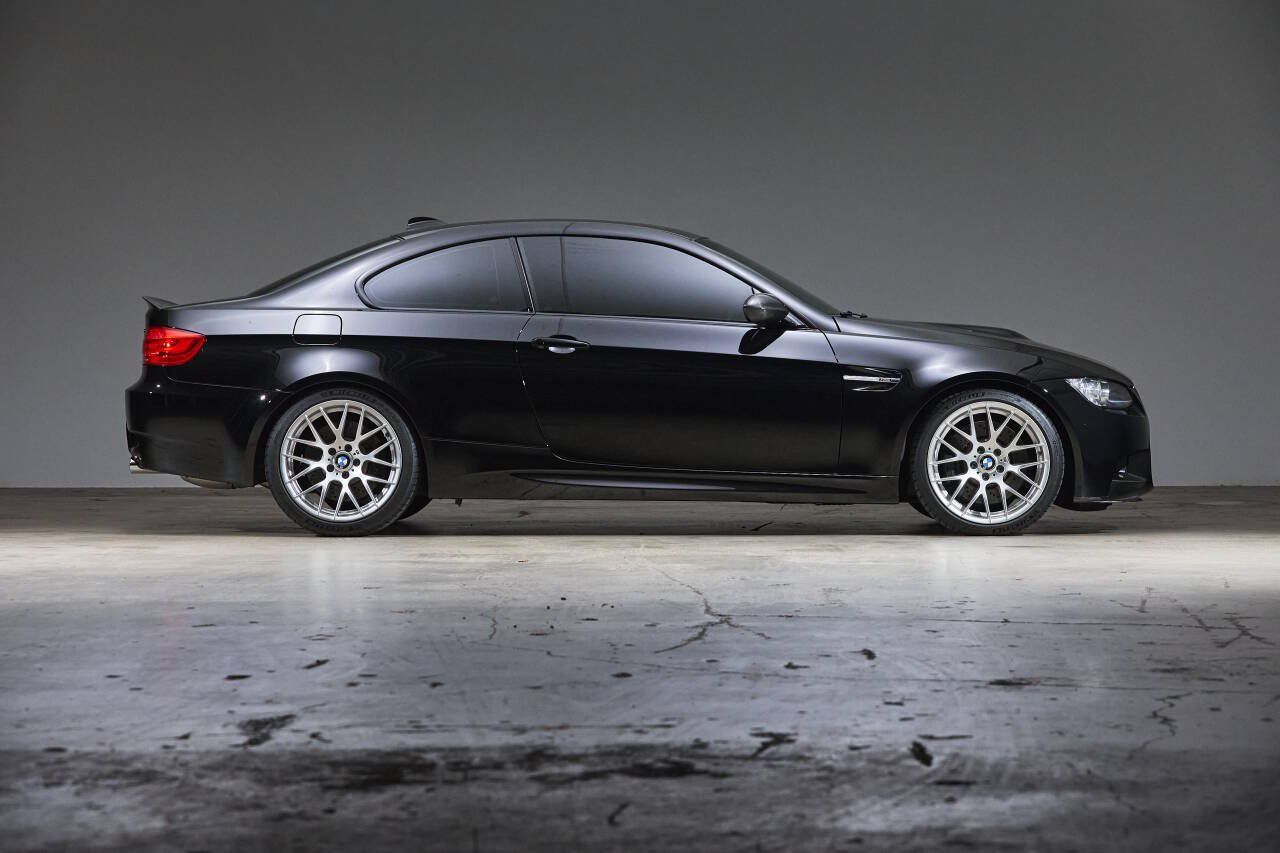 Used 2011 BMW M3 Coupe RWD image 6