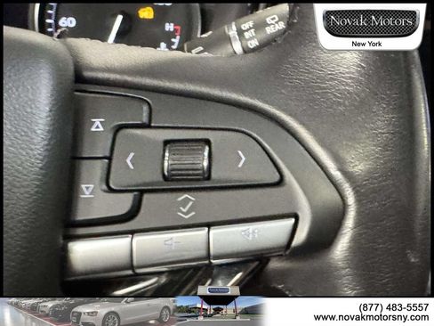 Used 2023 Cadillac XT6 Premium Luxury w/ Technology Package AWD/4WD image 18