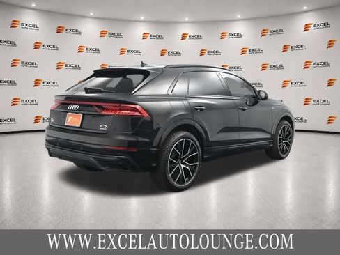 Used 2020 Audi Q8 Premium Plus w/ Premium Plus Package AWD/4WD image 5