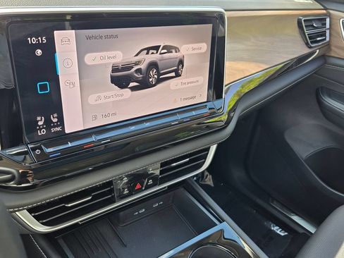 Certified 2026 Volkswagen Atlas SE w/ Panoramic Sunroof Package FWD image 25