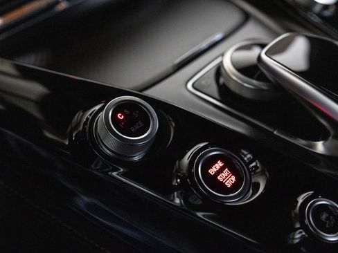 Used 2018 Mercedes-Benz AMG GT R image 59