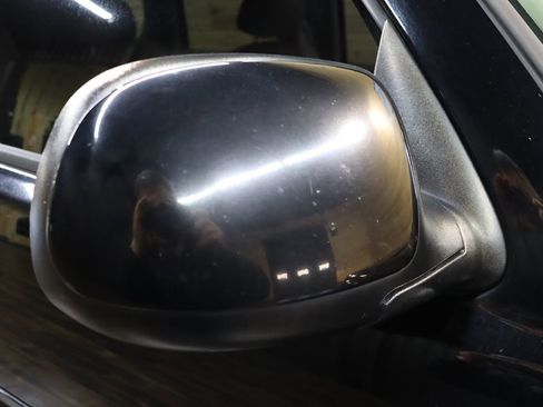 Used 2005 Cadillac Escalade ESV Platinum image 8