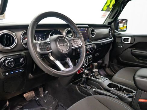 Used 2023 Jeep Wrangler Unlimited Rubicon 4xe AWD/4WD image 24
