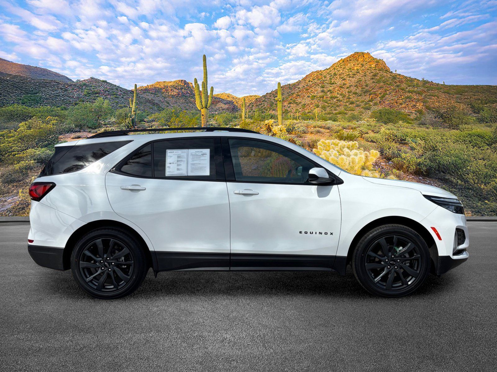 Used 2023 Chevrolet Equinox RS AWD/4WD image 3