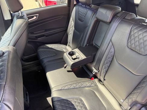 Used 2023 Ford Edge Titanium AWD/4WD image 26