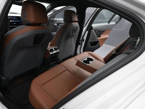 New 2026 BMW 530i w/ Premium Package image 32