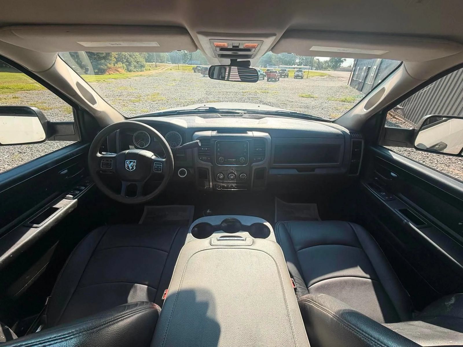 Used 2018 RAM 2500 Tradesman w/ Chrome Appearance Group AWD/4WD image 11
