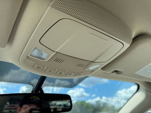 Used 2017 Lincoln MKC Premiere FWD image 37