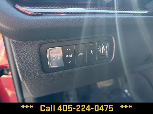 Used 2024 Chevrolet Traverse Z71 w/ Enhanced Driving Package AWD/4WD image 6
