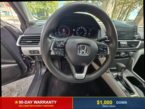 Used 2019 Honda Accord EX image 31