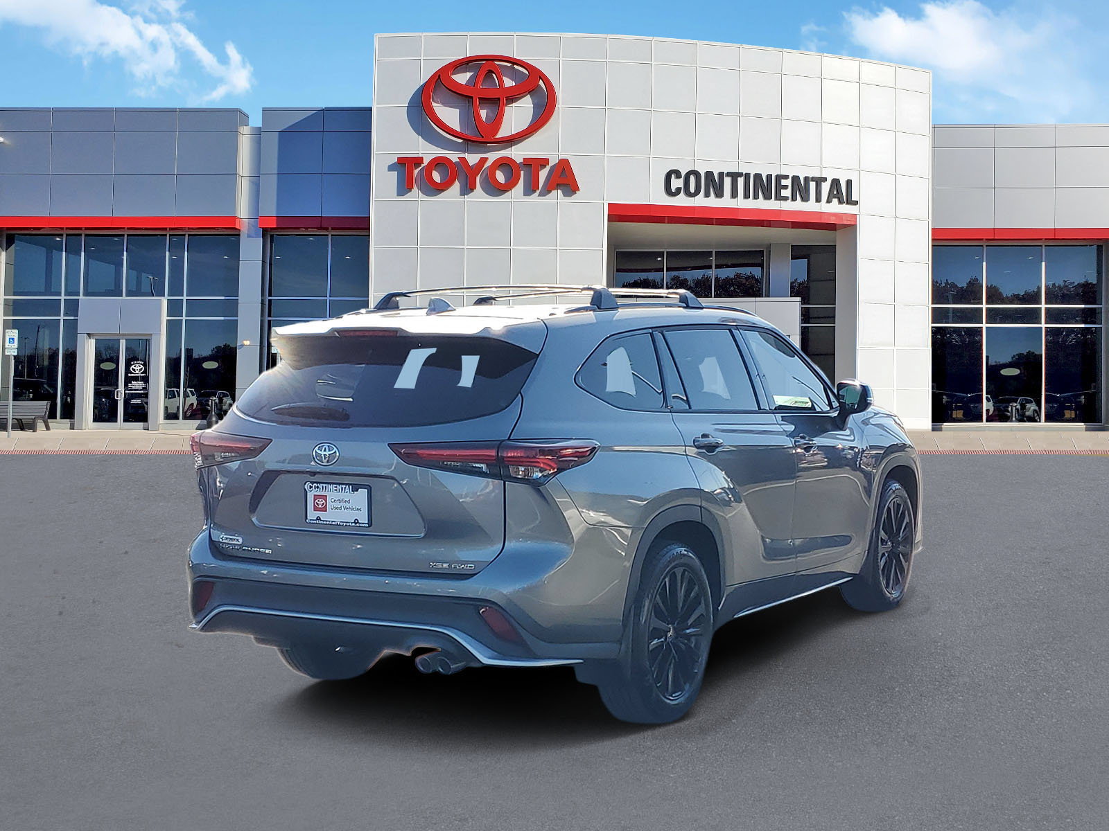 Certified 2026 Toyota Highlander XSE AWD/4WD image 5