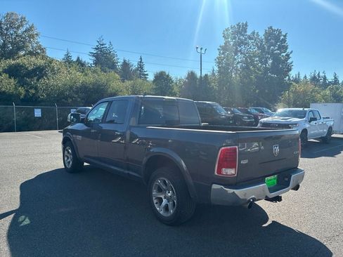 Used 2016 RAM 1500 Laramie w/ Convenience Group AWD/4WD image 3