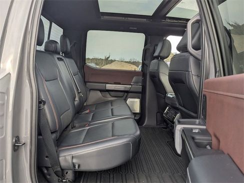 Certified 2021 Ford F150 Lariat w/ Equipment Group 502A High image 27