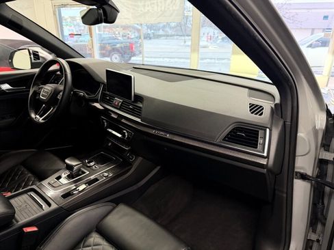 Used 2019 Audi SQ5 Prestige image 38
