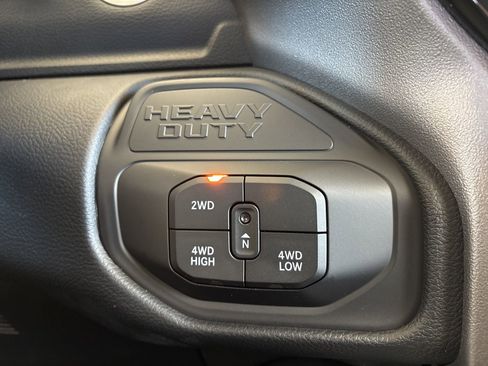 New 2026 RAM 3500 Laramie AWD/4WD image 28