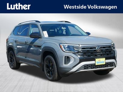 New 2025 Volkswagen Atlas Peak Edition SE