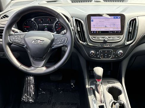 Used 2023 Chevrolet Equinox RS AWD/4WD image 6