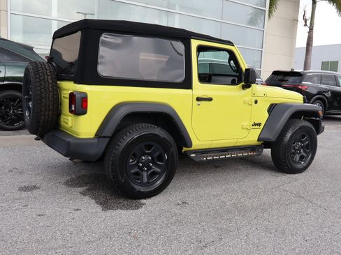 Used 2024 Jeep Wrangler Sport AWD/4WD image 8