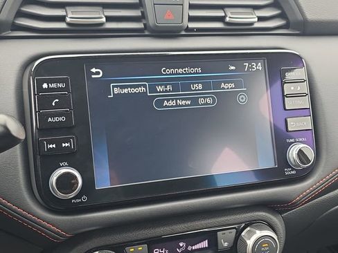 New 2025 Nissan Versa SR w/ Trunk Package image 18