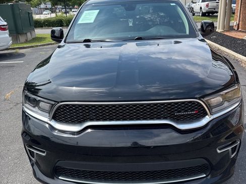 Used 2021 Dodge Durango SXT AWD/4WD image 3