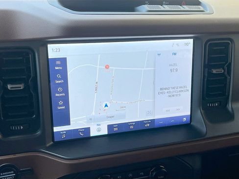 Used 2024 Ford Bronco Outer Banks AWD/4WD image 13