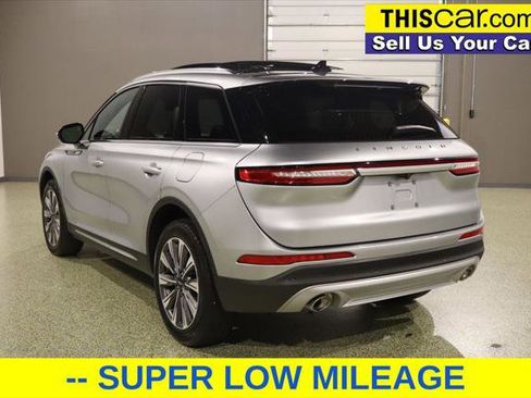Used 2022 Lincoln Corsair Reserve w/ Elements Package FWD image 5