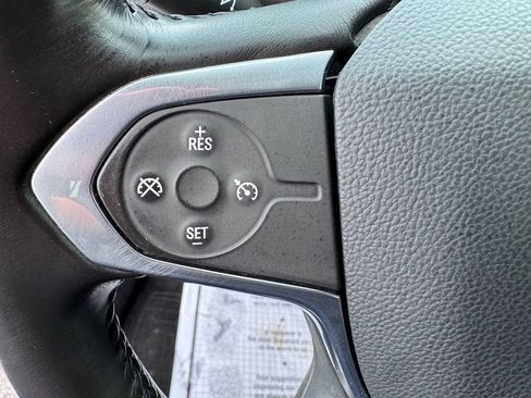Used 2020 Chevrolet Traverse LT w/ LPO, Floor Liner Package AWD/4WD image 18