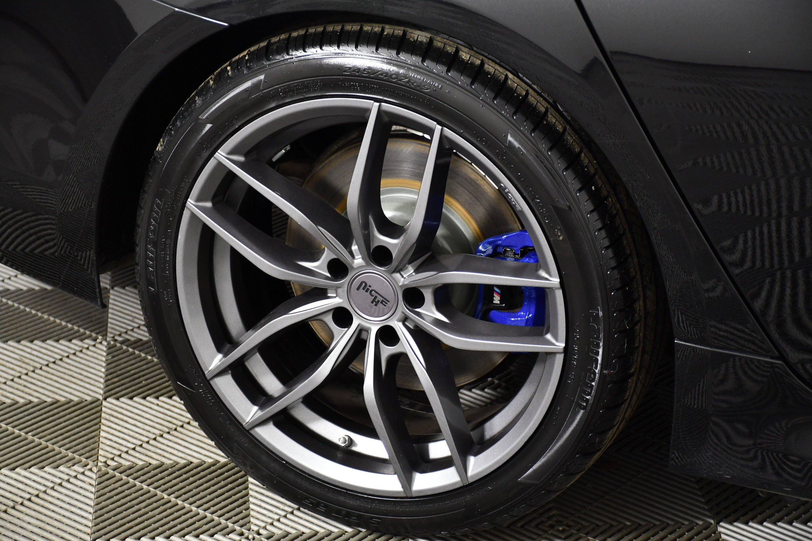 Used 2019 BMW M550i xDrive w/ Dynamic Handling Package AWD/4WD image 57