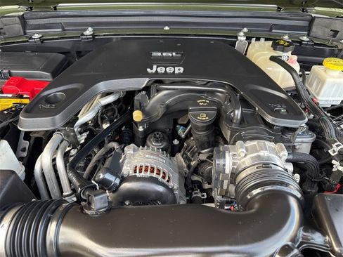 Used 2021 Jeep Gladiator Rubicon image 40