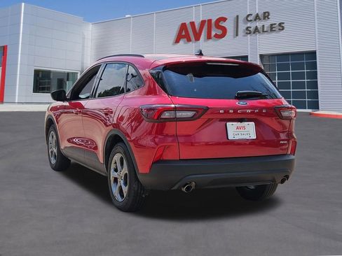 Used 2025 Ford Escape ST-Line AWD/4WD image 3