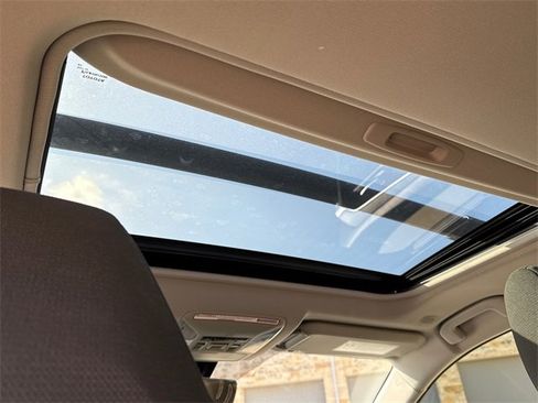 Used 2023 Toyota RAV4 XLE image 15