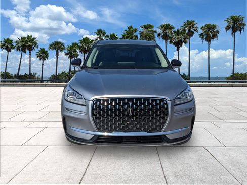 Used 2024 Lincoln Corsair Reserve image 3