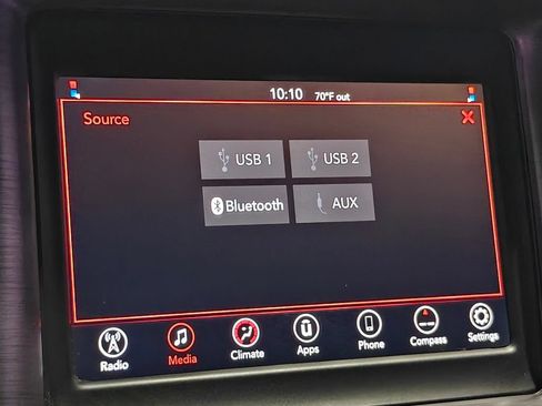 Used 2018 Dodge Charger SXT RWD image 29