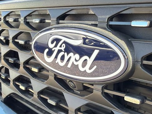 New 2025 Ford Maverick Lariat w/ 4K Tow Package AWD/4WD image 13